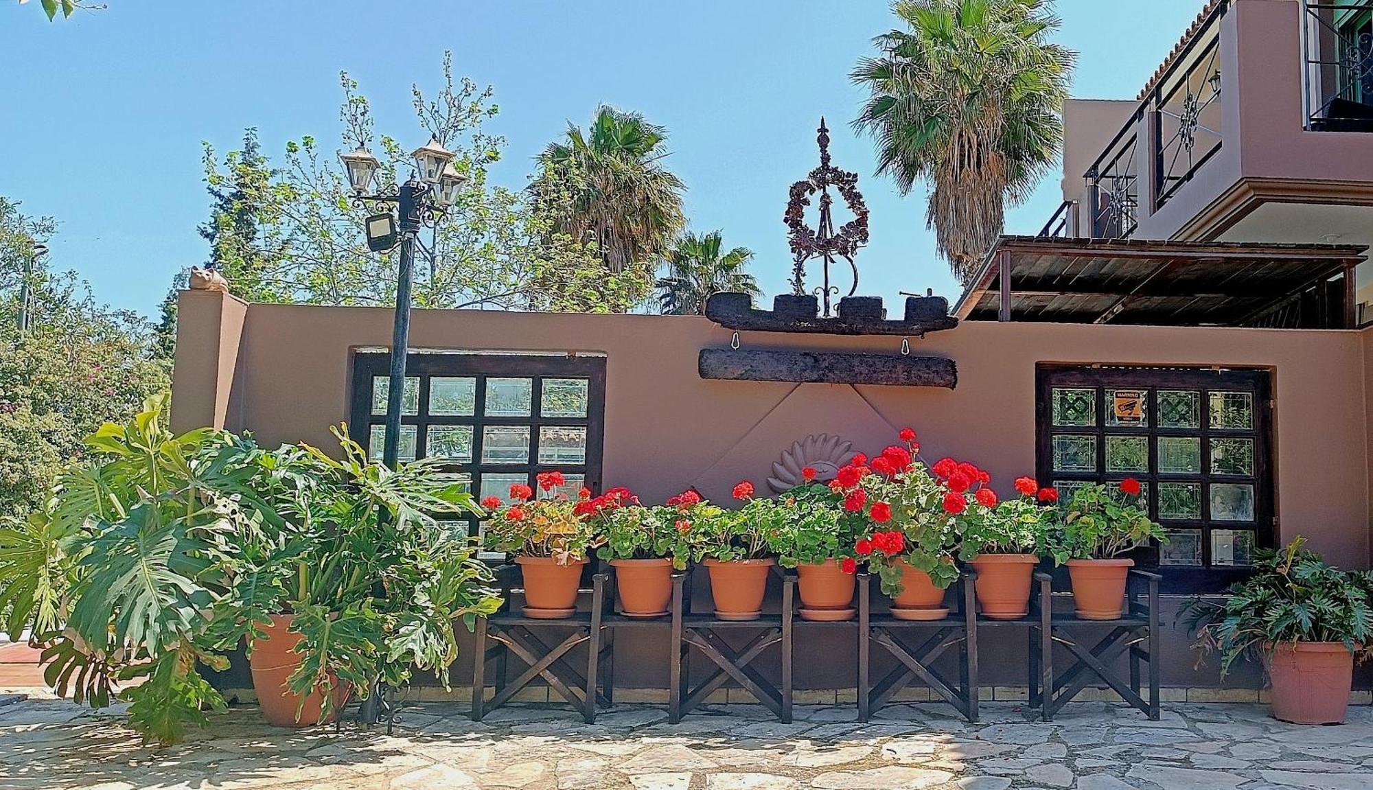Okeanis Apartments & Suites Adults Only Katelios Exterior photo